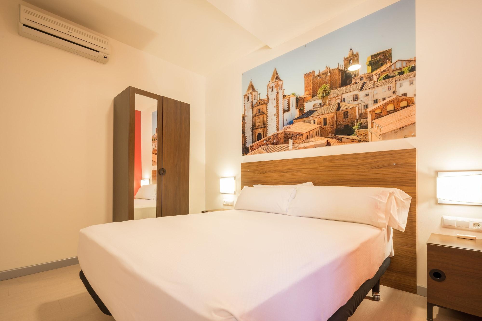 Caces Baluart Apartments מראה חיצוני תמונה