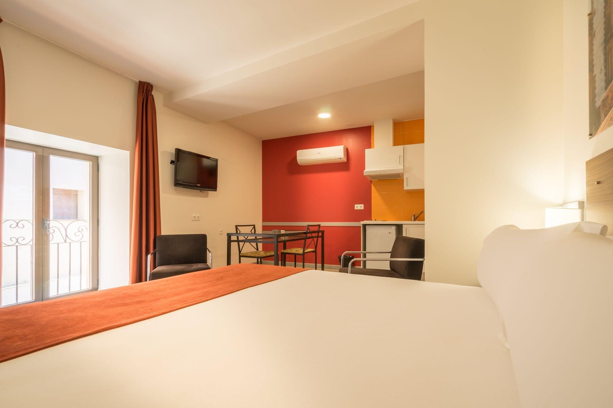 Caces Baluart Apartments מראה חיצוני תמונה