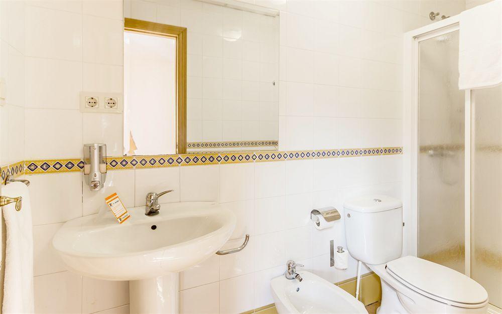 Caces Baluart Apartments מראה חיצוני תמונה
